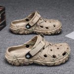 brown-forest-print-men-clogs-lightweight-comfortable-outdoor-slippers